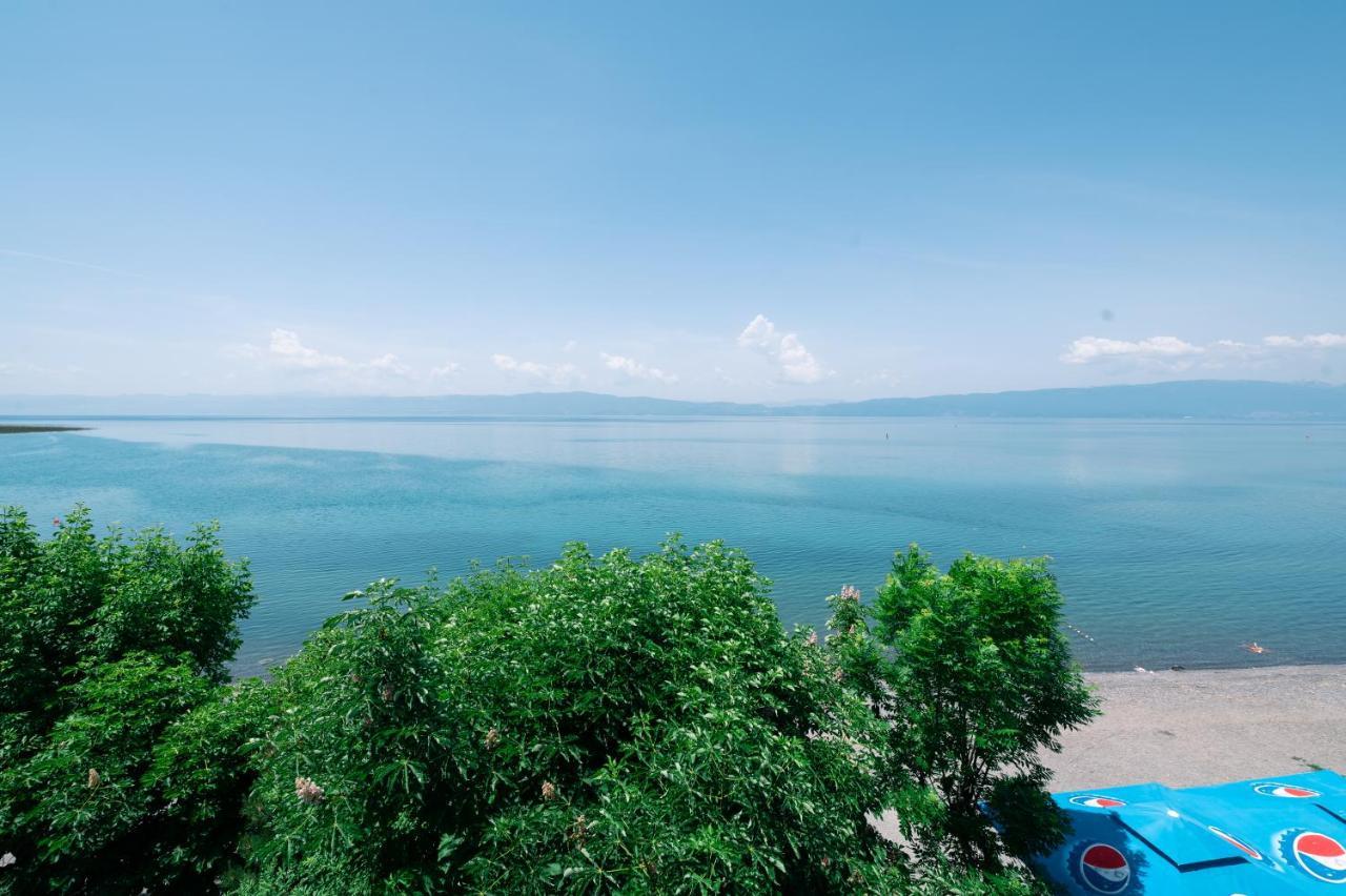 Hotel Holiday-M Ohrid Exteriör bild